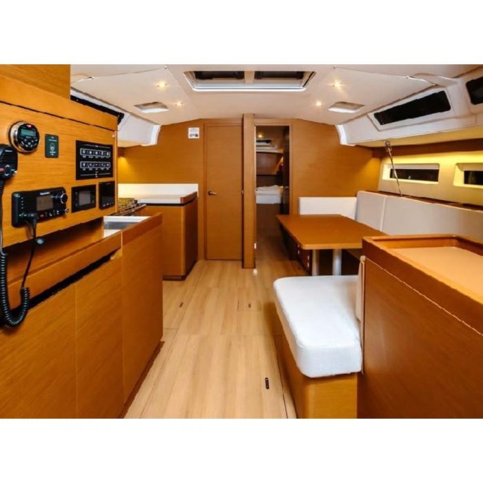 Chaos - Standard line | Sun Odyssey 490 photo 8