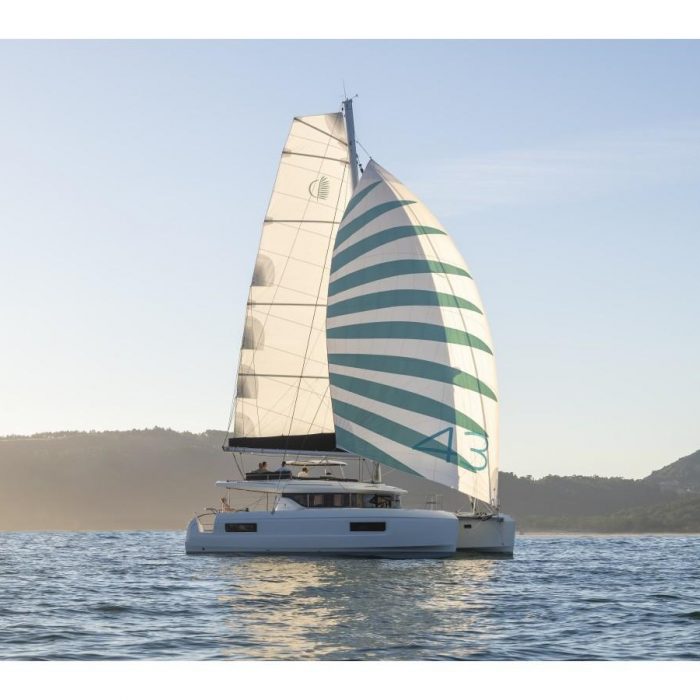 Solara | Lagoon 43 photo 1