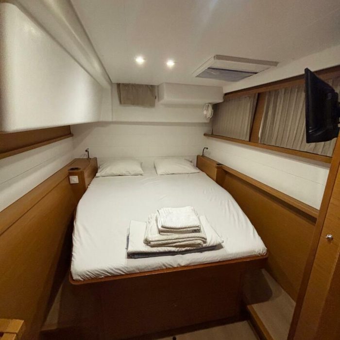 Omiros II | Lagoon 450 Fly photo 23