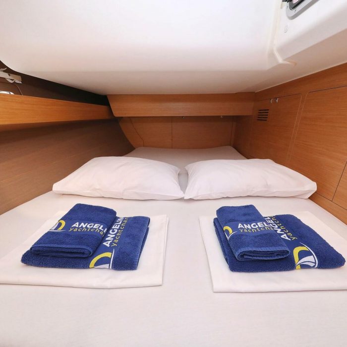 Horido | Dufour 460 GL photo 22