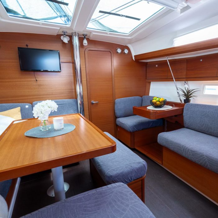 Apus | Dufour 412 Grand Large photo 14