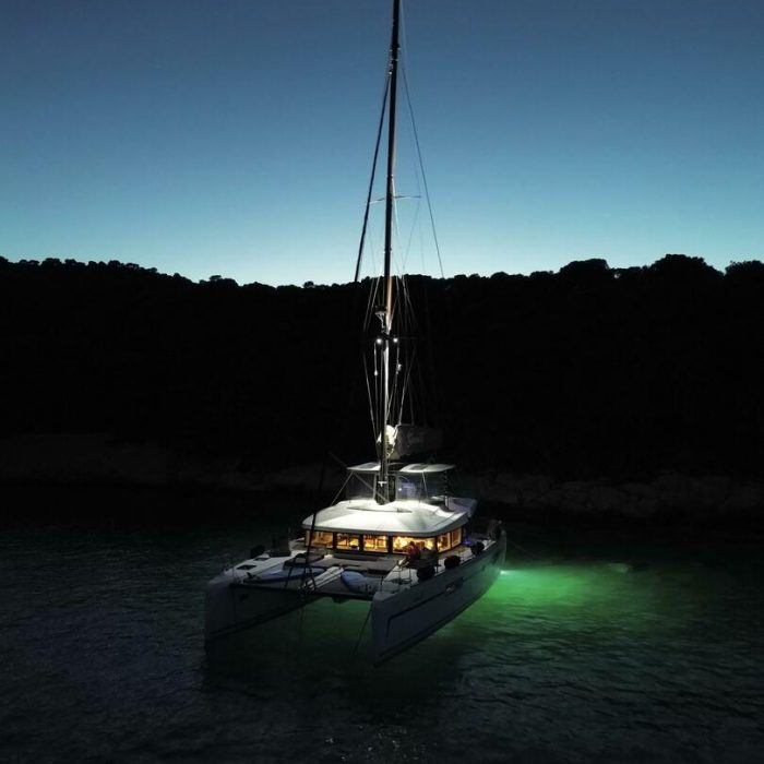 SERENITY I | Lagoon 52F photo 4