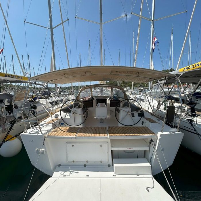 Good Luck | Dufour 460 GL photo 3