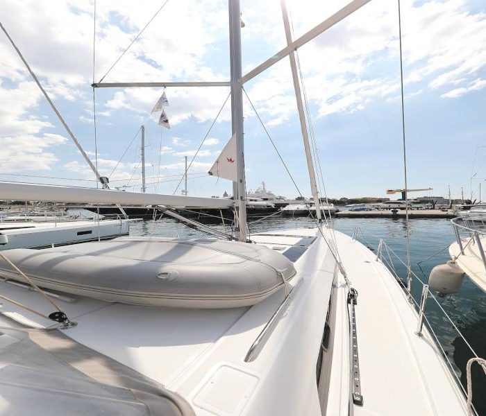 MR. WHITE | Oceanis 46.1 photo 6