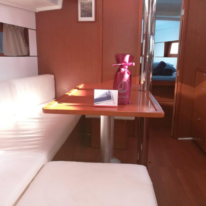 Ariele | Oceanis 38.1 photo 5