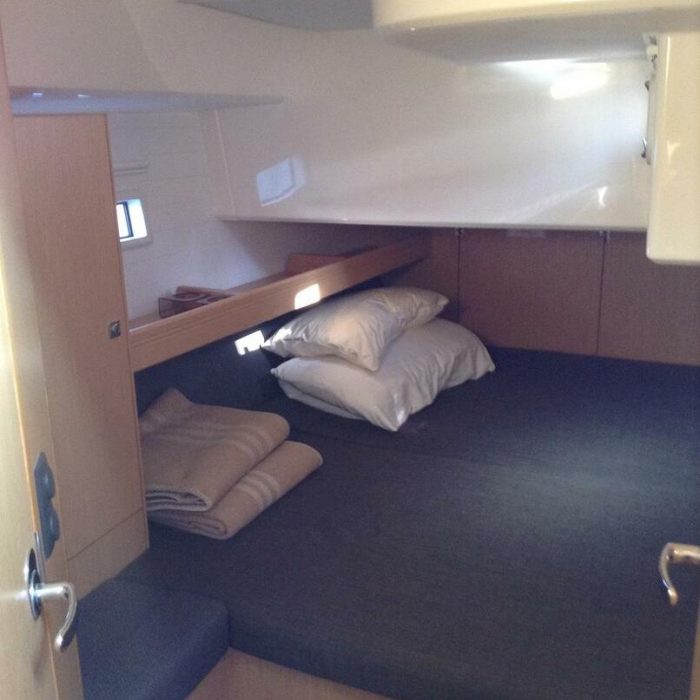 Albireo | Bavaria Cruiser 46 photo 12