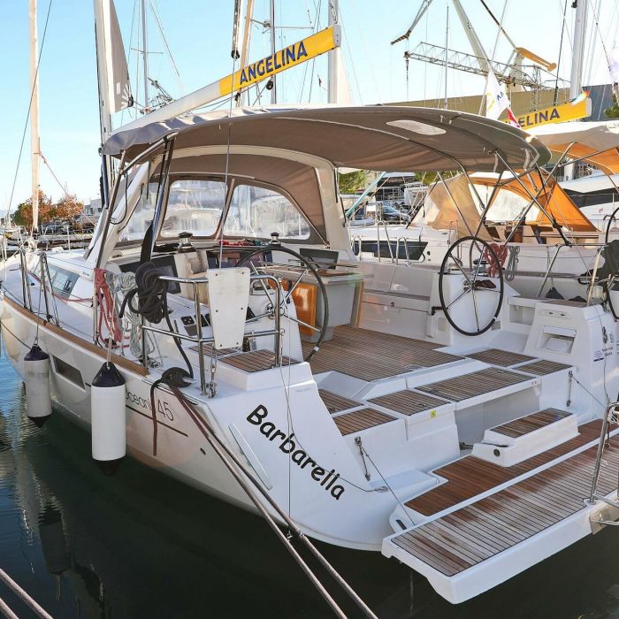 Barbarella | Oceanis 45 photo 4