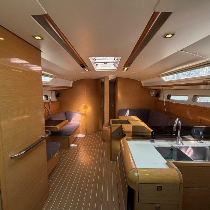 Classic | Sun Odyssey 439 photo 3