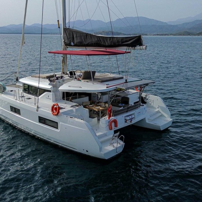 Hydra | Lagoon 46 photo 5