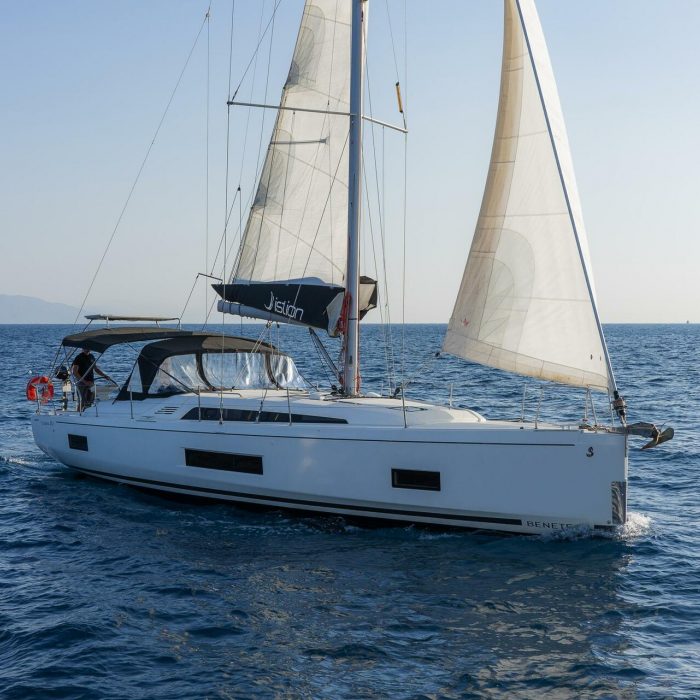 Salty Kiss | Oceanis 46.1 photo 3