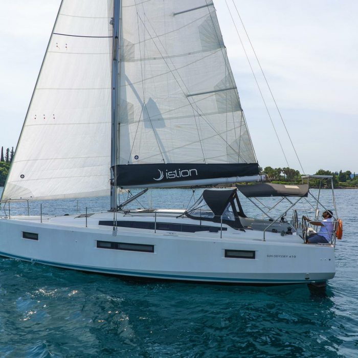 Sea Whisper | Sun Odyssey 410 photo 2
