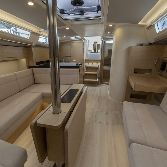 Tecla - Water maker, Solar Panel - BOTH SAILS triradial, Retractabile Bow Trust | Hanse 388 photo 8