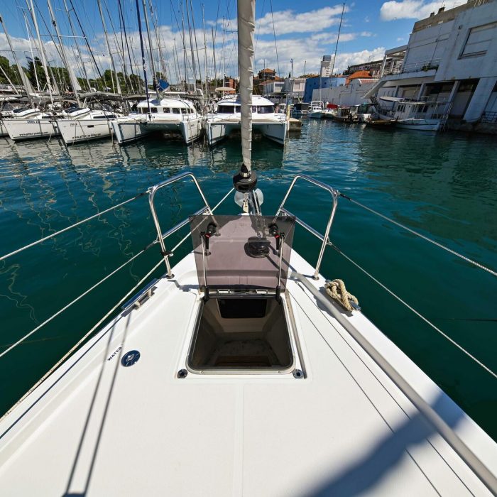 Efix | Bavaria C45 photo 7