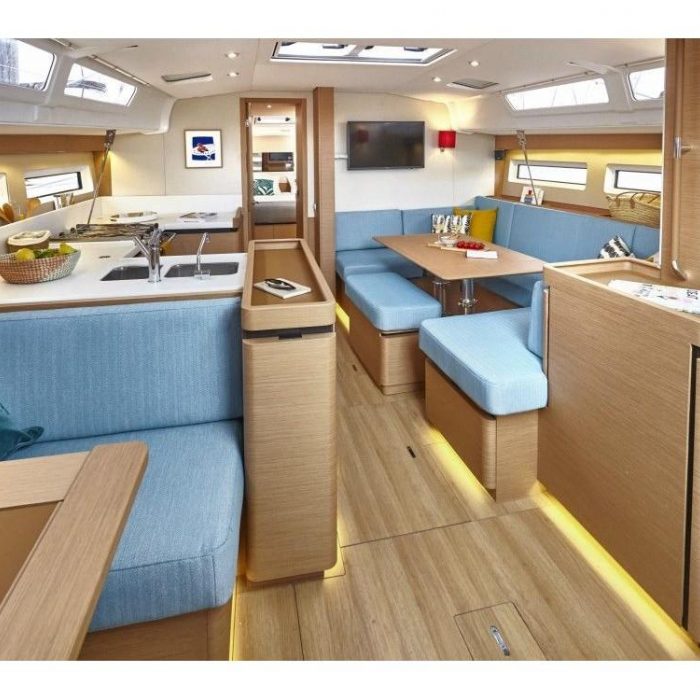 Bellatrix | Sun Odyssey 490 photo 3