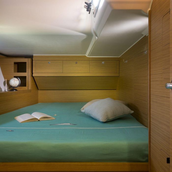 Santa Maria Novella | Dufour 520 GL - 4. cab photo 11