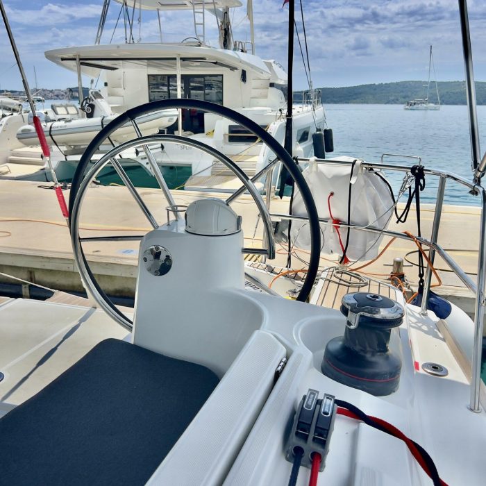 Elena | Sun Odyssey 479 photo 5
