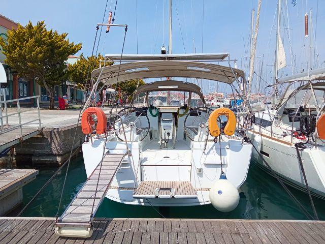 SO409-15L | Sun Odyssey 409 photo 1 SO409-15L | Sun Odyssey 409 photo 1
