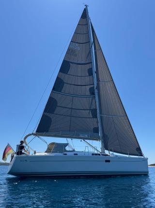 Astraios | Hanse 430 E photo 1