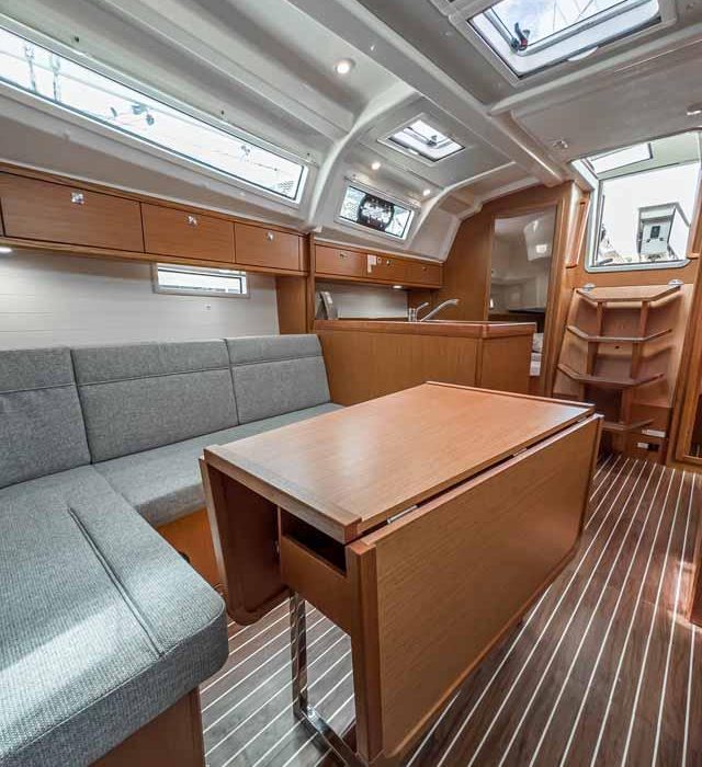 Scala | Bavaria Cruiser 37 photo 5