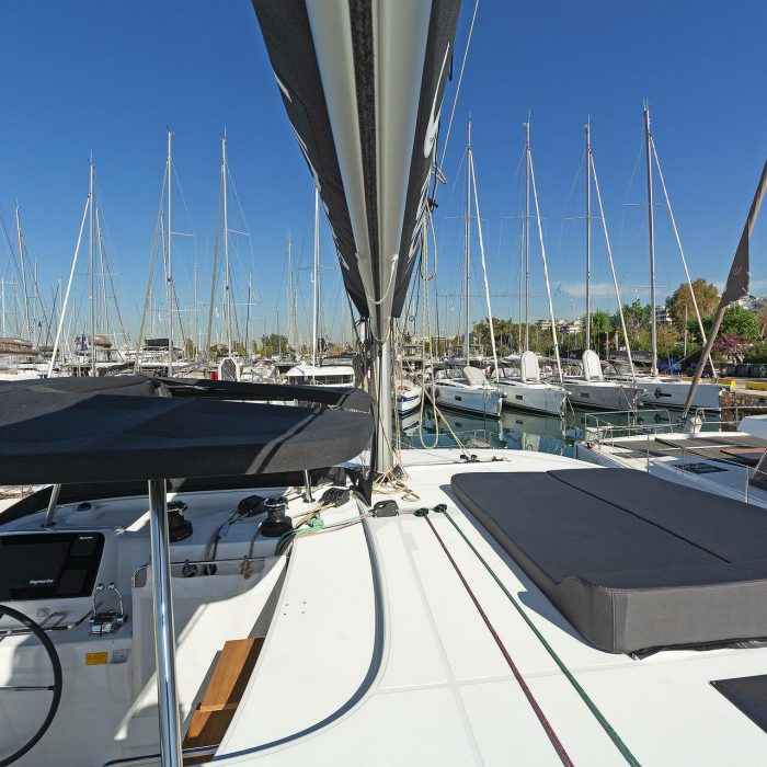 Dream Waters | Lagoon 42 photo 7