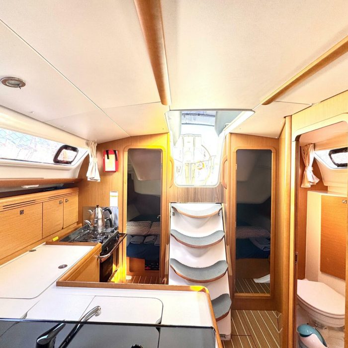 Che | Sun Odyssey 36i photo 5