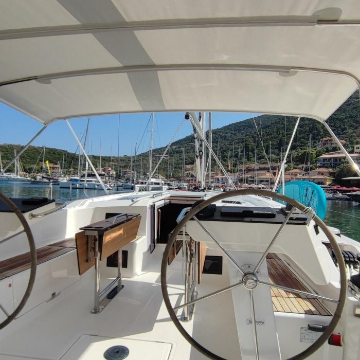 461 OCEAN BOULEVARD | Bavaria C46 photo 14