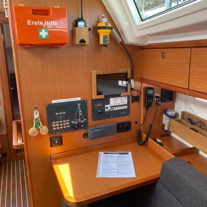 Bella Luna | Bavaria Cruiser 37 - 3 cab. photo 4