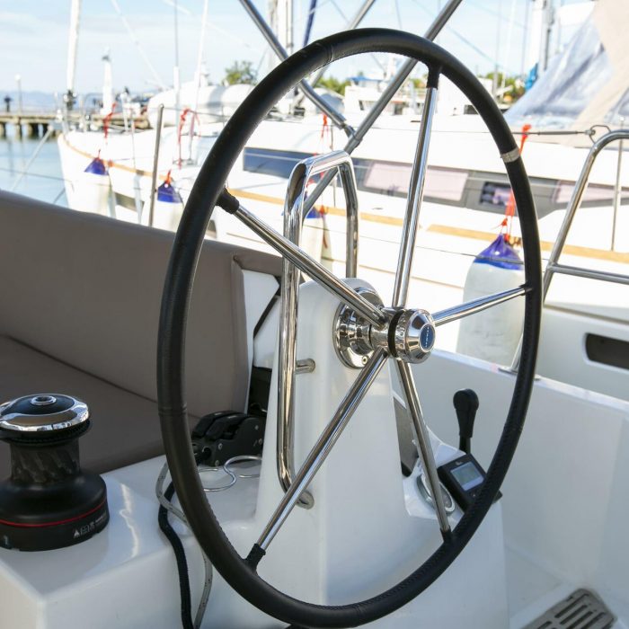 HOMESICK GEORGE | Sun Odyssey 440 photo 3