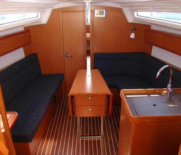 (1682 BG) | Bavaria 33 Cruiser photo 1