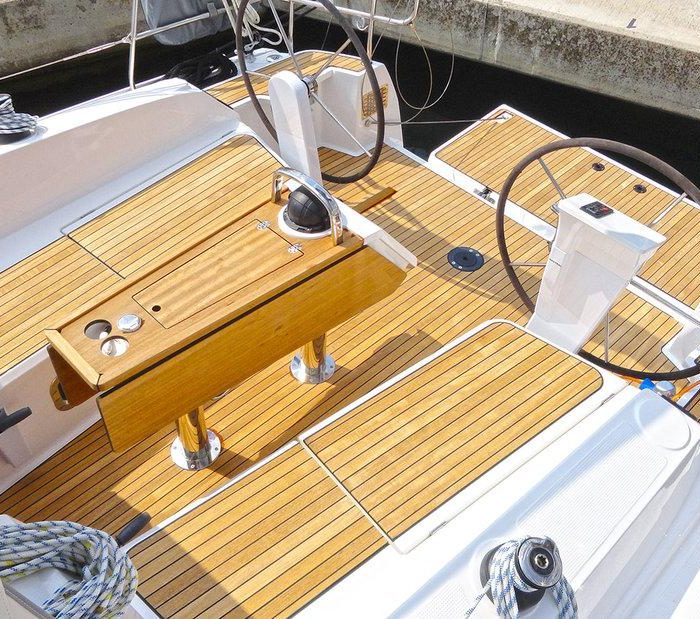 Lirica | Bavaria Cruiser 37 photo 5