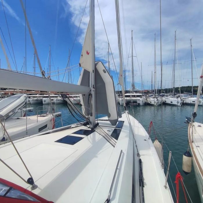 Ariel | Oceanis 46.1 photo 5