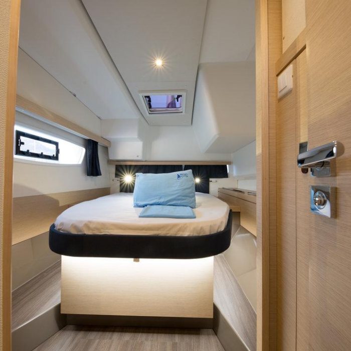 Sunrise | Fountaine Pajot LUCIA 40 photo 5