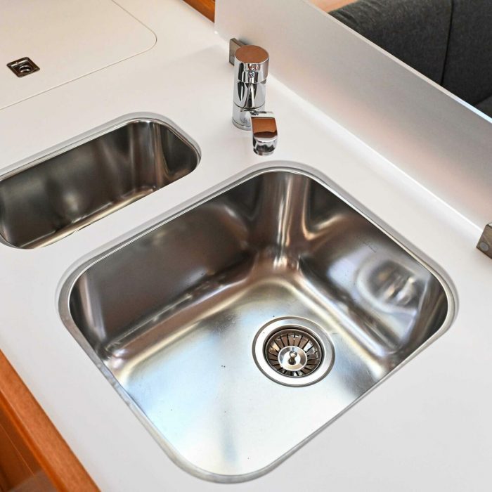 Efix | Bavaria C45 photo 34