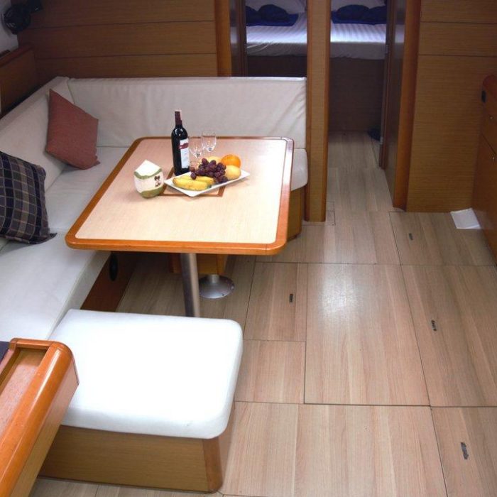 Aurora Belle | Sun Odyssey 469 photo 8