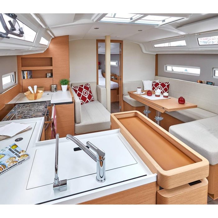 Sea Breeze | Sun Odyssey 410 photo 15