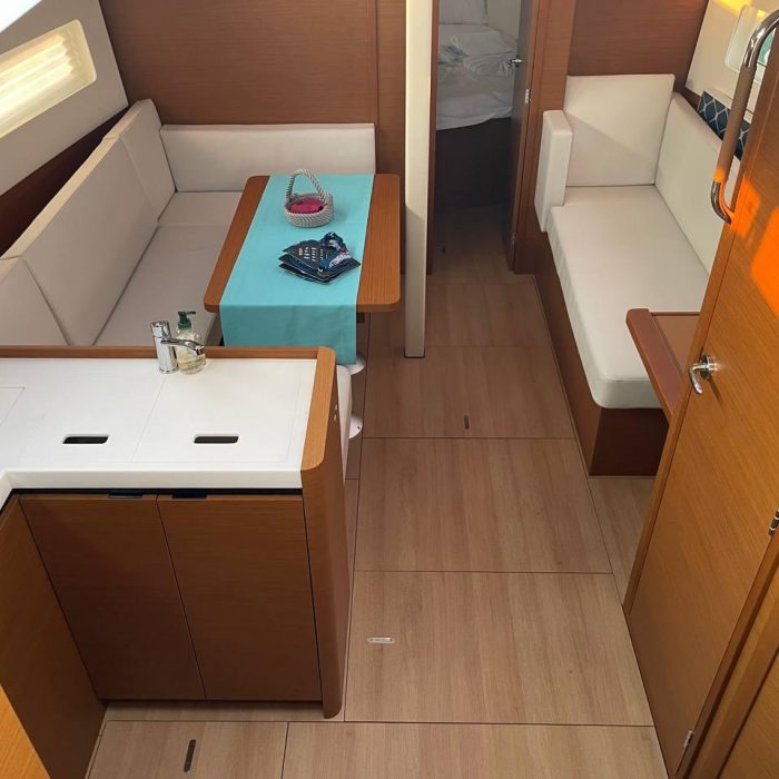 Just Happy | Sun Odyssey 380 photo 10