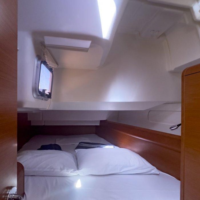 Anerada | Sun Odyssey 419 - 3 cab. photo 16