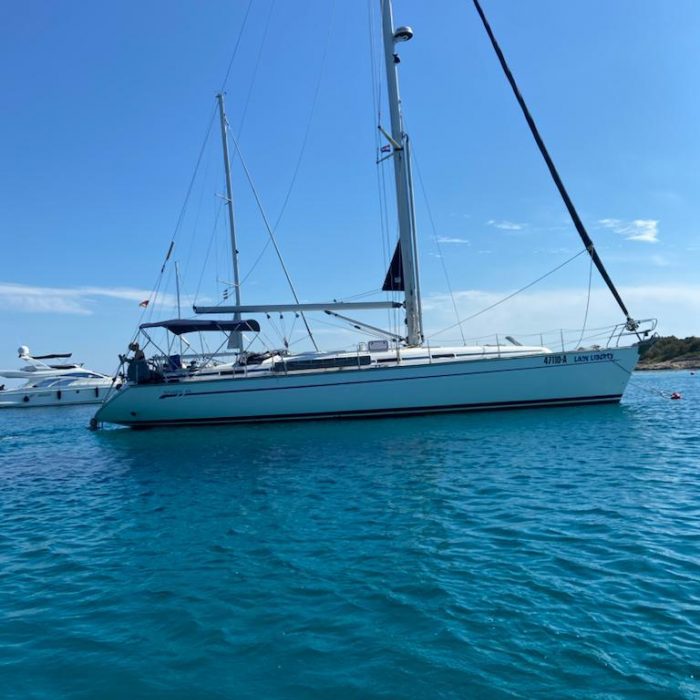 LADY LIBERTY | Bavaria 49 photo 3