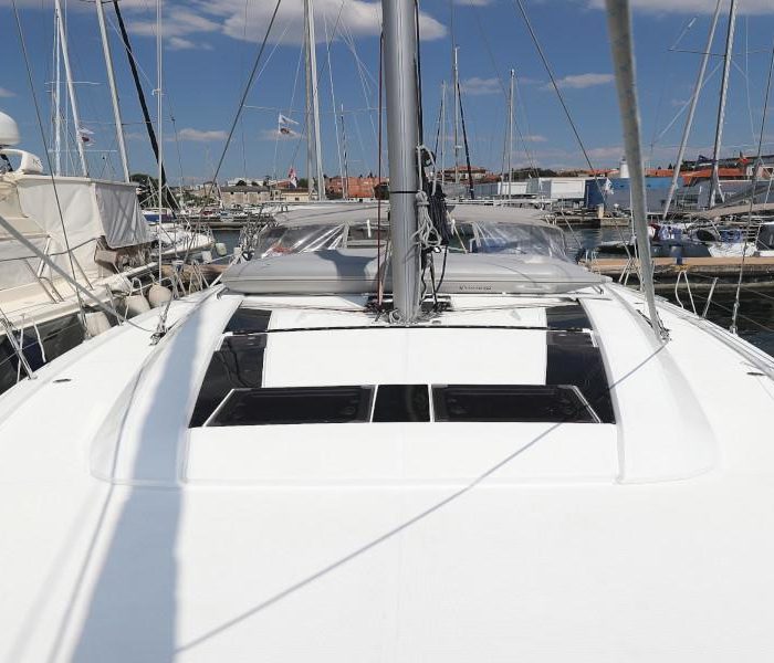MR. WHITE | Oceanis 46.1 photo 1