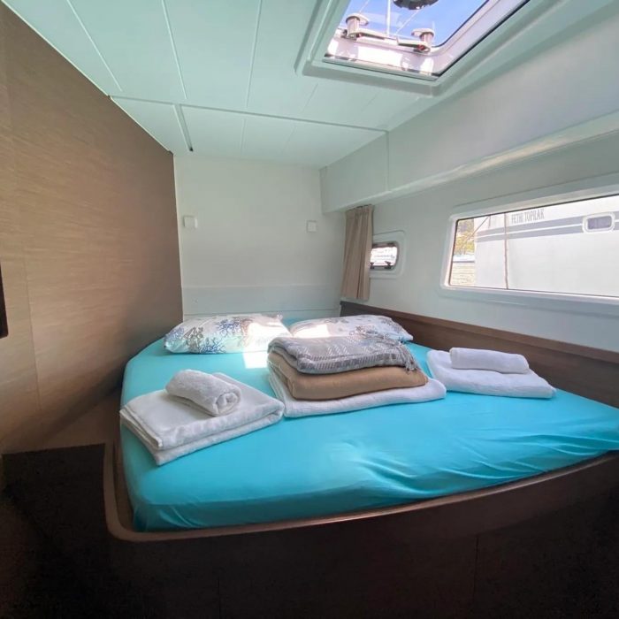 Day Dream | Lagoon 42 photo 9