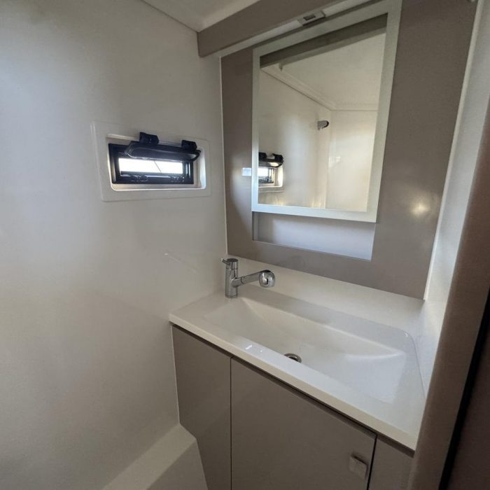 Blue Champagne | Fountaine Pajot MY4.S - Maestro photo 14