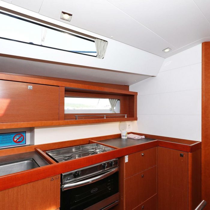 Zephyra | Oceanis 45 photo 24