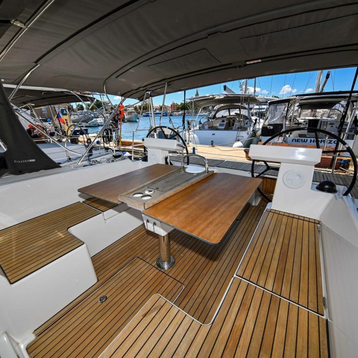 Efix | Bavaria C45 photo 6