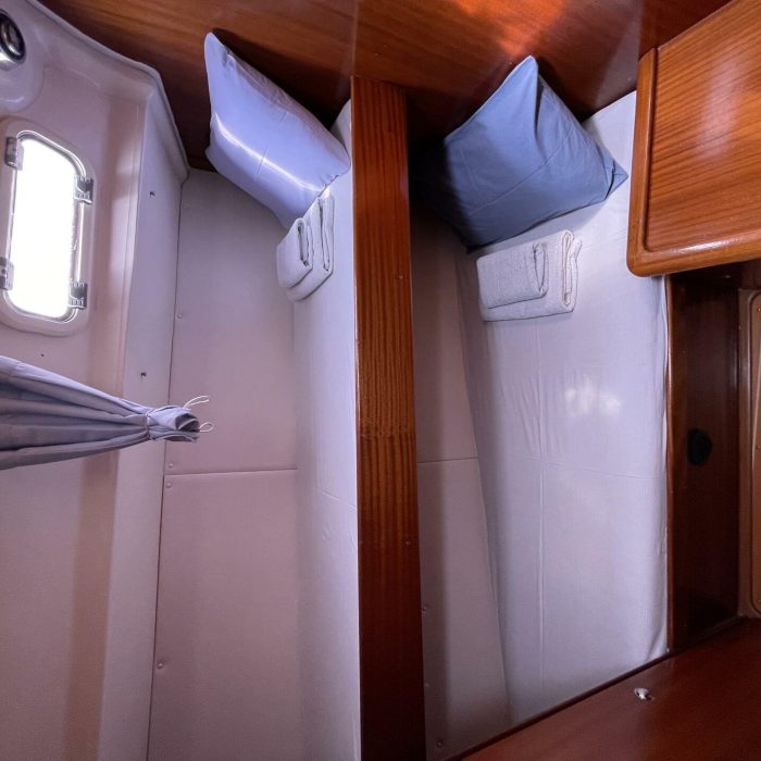 Danai (with Bowthruster ,Solar Panels, New Sails) | Bavaria 44 photo 15