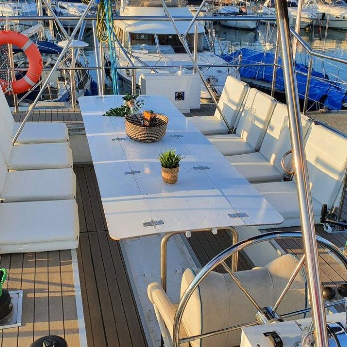 Upwind | Upwind 50 Eco - 4 + 1 cab. photo 9
