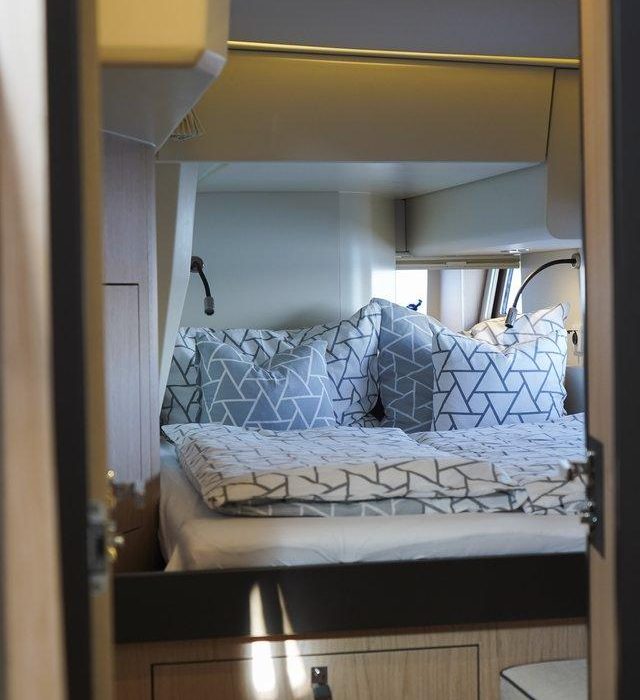Onyx | Oceanis Yacht 62 - 3 + 1 photo 10
