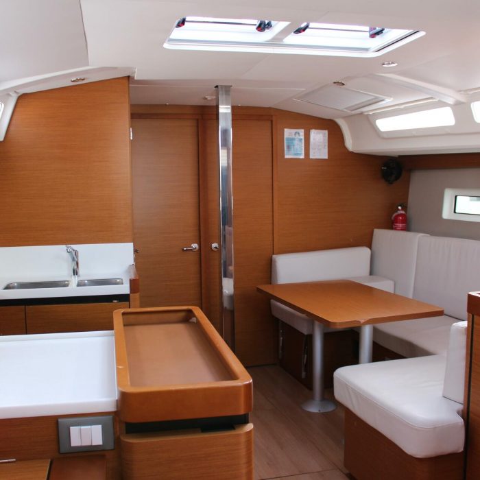 Sunsail 44 SO Classic | Sun Odyssey 440 photo 11