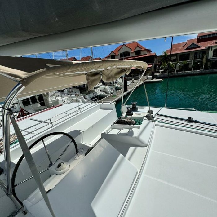 ZIL SEASHELL | Lagoon 450 Fly photo 11