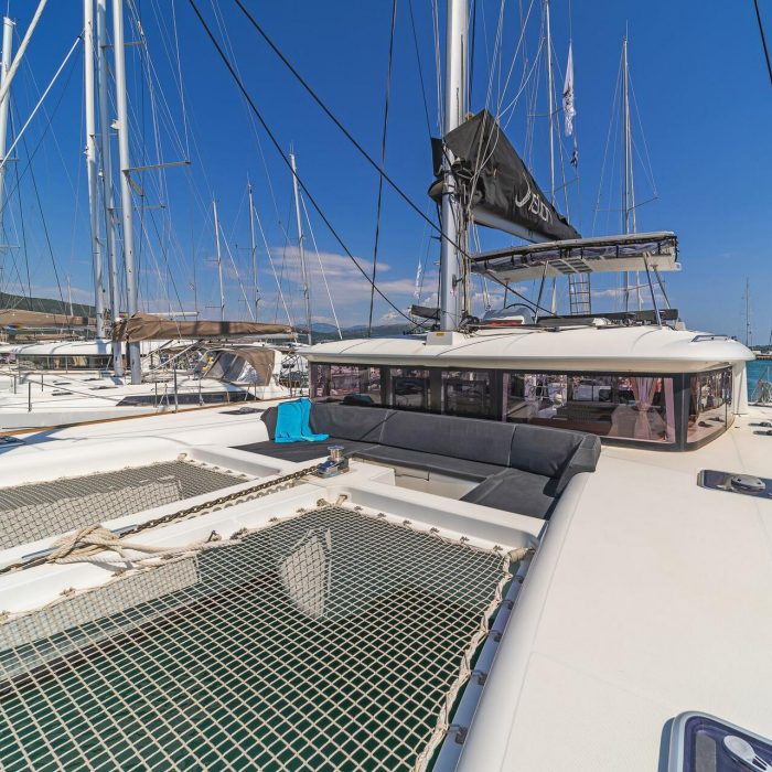 Caretta Nana | Lagoon 450 Fly photo 5