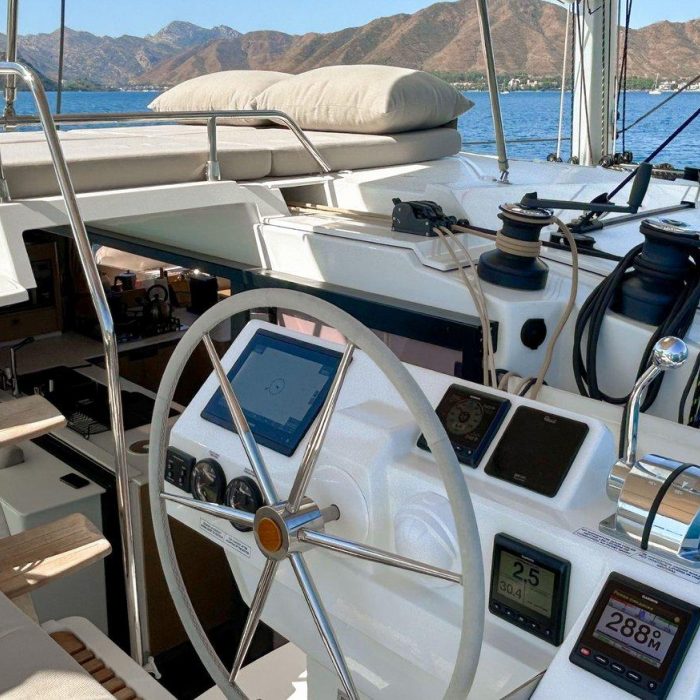 Angara | Fountaine Pajot Tanna 47 photo 11